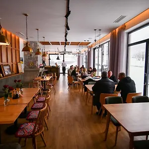4* מלון Kulla E Bajraktarit